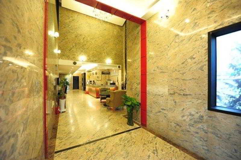 Cheonan Metro Tourist Hotel Екстер'єр фото