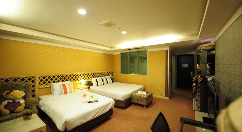 Cheonan Metro Tourist Hotel Екстер'єр фото