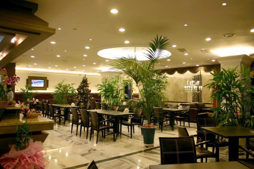Cheonan Metro Tourist Hotel Екстер'єр фото